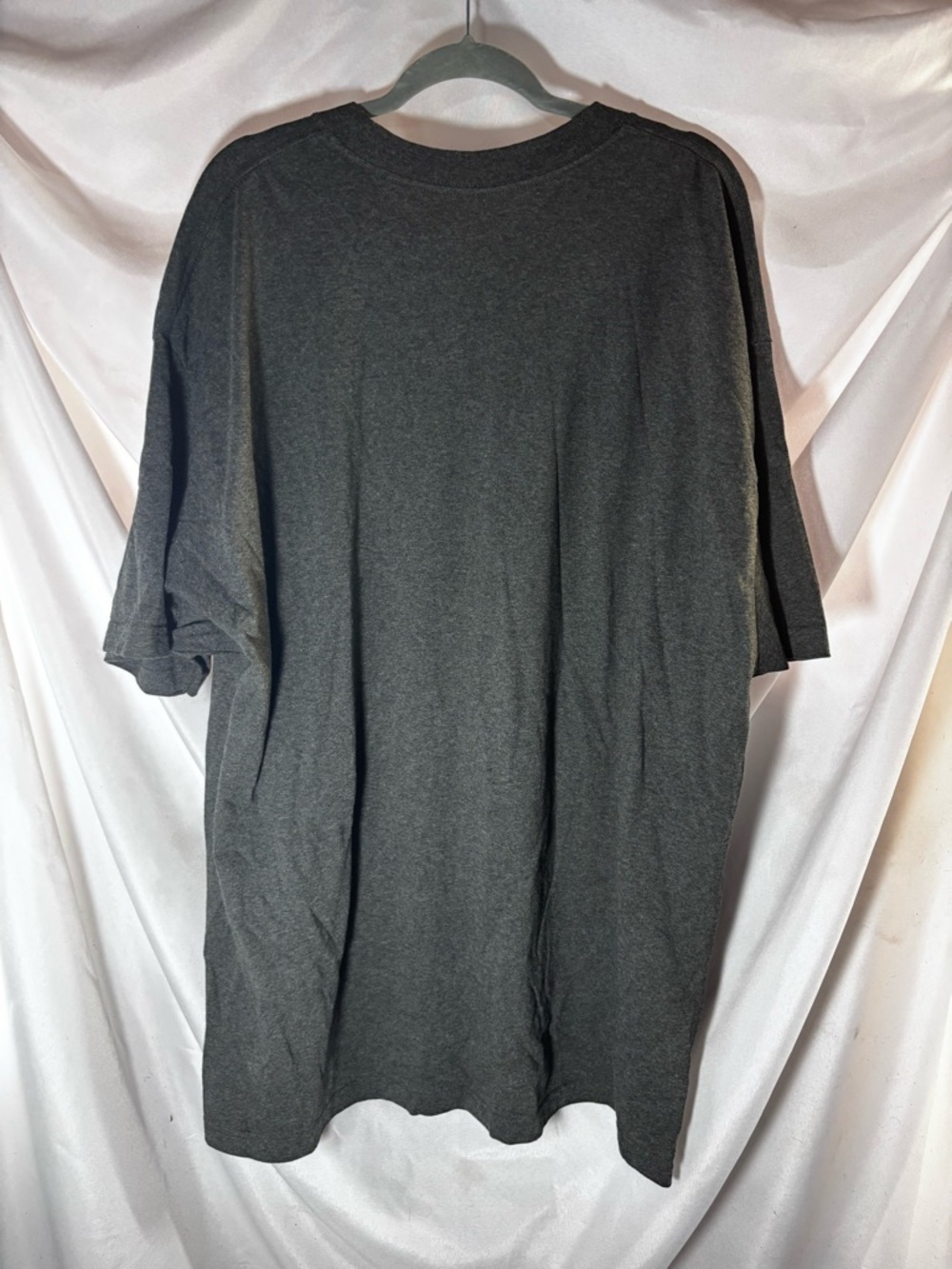 Marvel Gray Deadpool "Surrounded by Greatness" Short Sleeve Tee - Picture 3 of 3